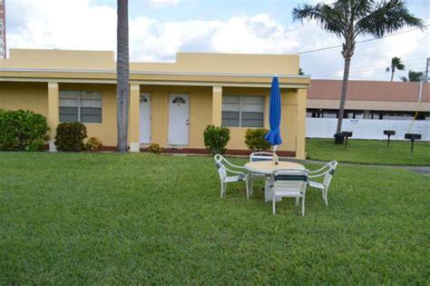 The Monterey Beach Resort St. Pete Beach Εξωτερικό φωτογραφία