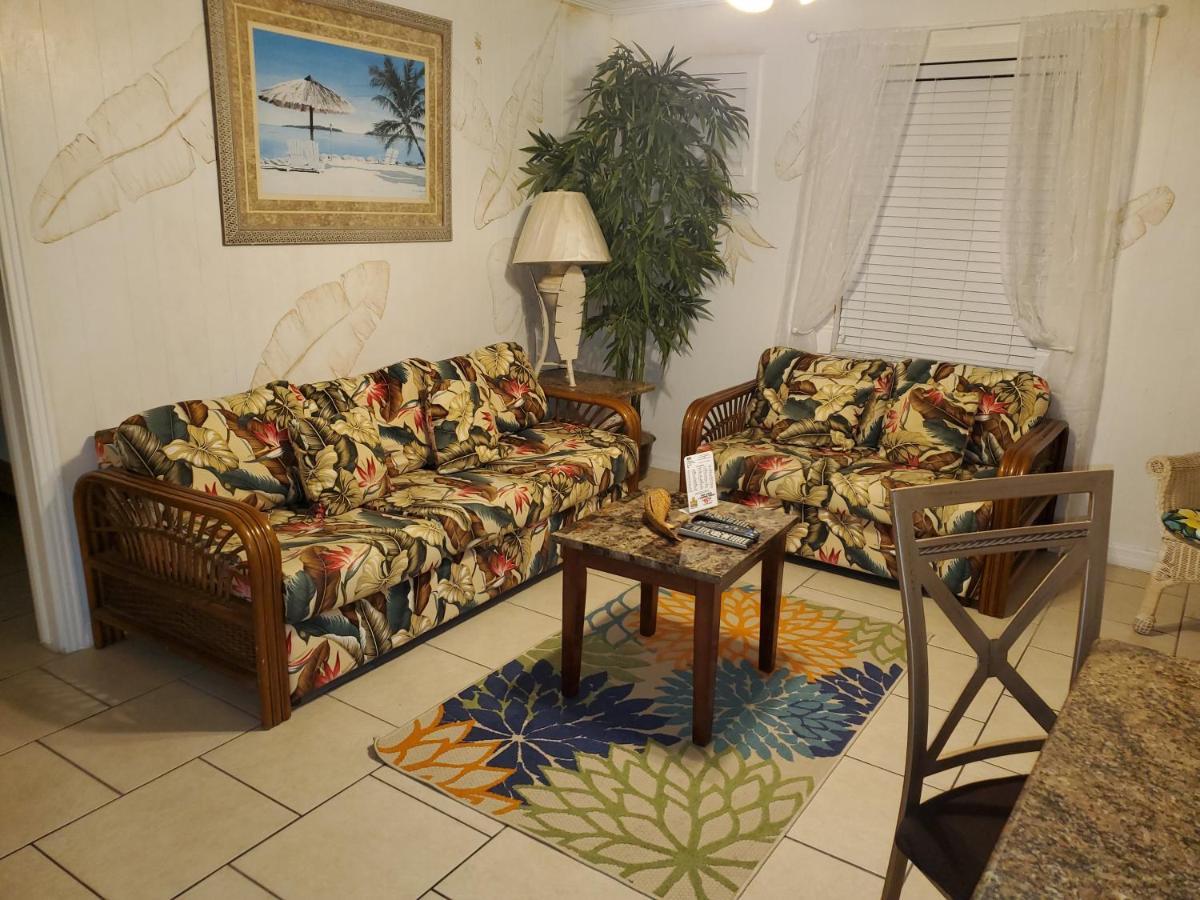 The Monterey Beach Resort St. Pete Beach Εξωτερικό φωτογραφία